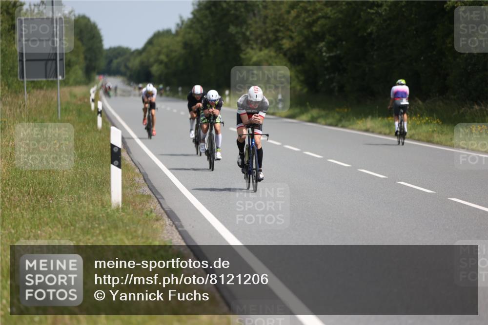 22.06.2025 - Viking Triathlon Yannick Fuchs http://msf.ph/oto/8121206 22.06.2025 11:48:08 Radfahren 136, 145, 176, 180, 266, 368, 485 meine-sportfotos.de