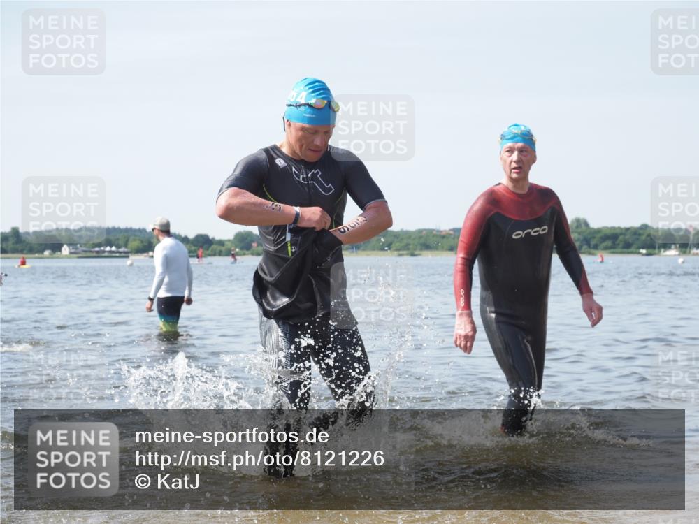 22.06.2025 - Viking Triathlon KatJ http://msf.ph/oto/8121226 22.06.2025 10:50:00 Schwimmen 69, 97, 140, 270, 273, 356 meine-sportfotos.de