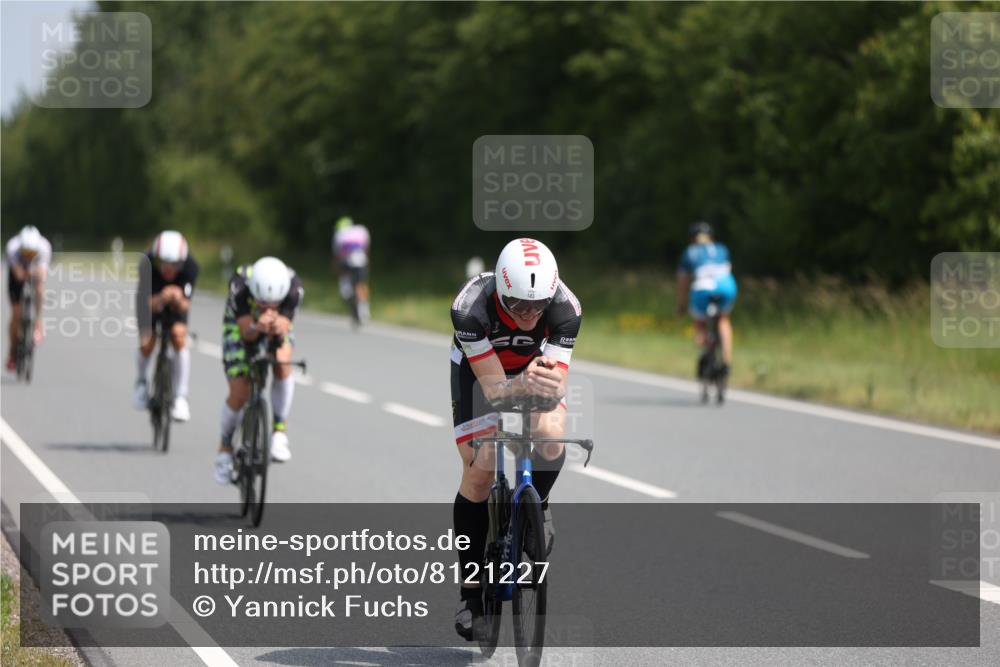 22.06.2025 - Viking Triathlon Yannick Fuchs http://msf.ph/oto/8121227 22.06.2025 11:48:10 Radfahren 136, 145, 176, 180, 266, 368, 485 meine-sportfotos.de
