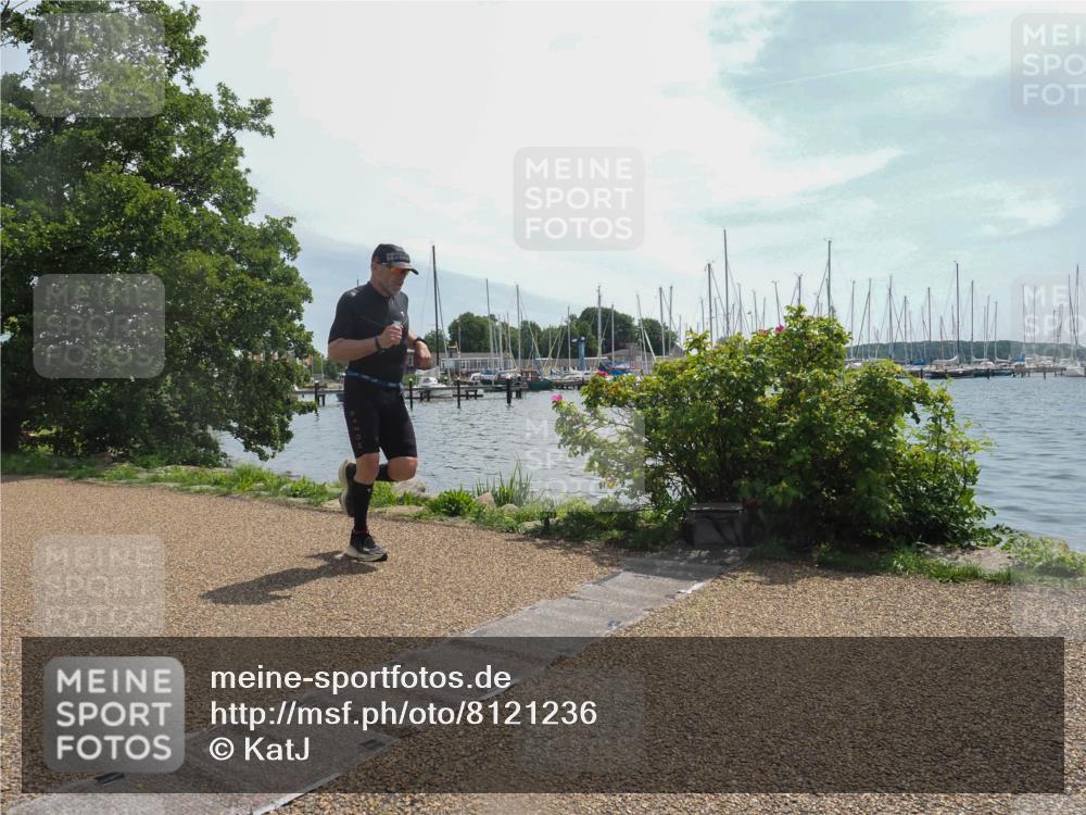22.06.2025 - Viking Triathlon KatJ http://msf.ph/oto/8121236 22.06.2025 13:00:49 Laufen 173, 521 meine-sportfotos.de