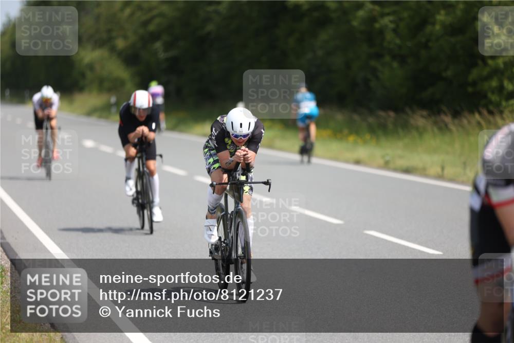 22.06.2025 - Viking Triathlon Yannick Fuchs http://msf.ph/oto/8121237 22.06.2025 11:48:11 Radfahren 145, 176, 180, 266, 368, 397, 485 meine-sportfotos.de
