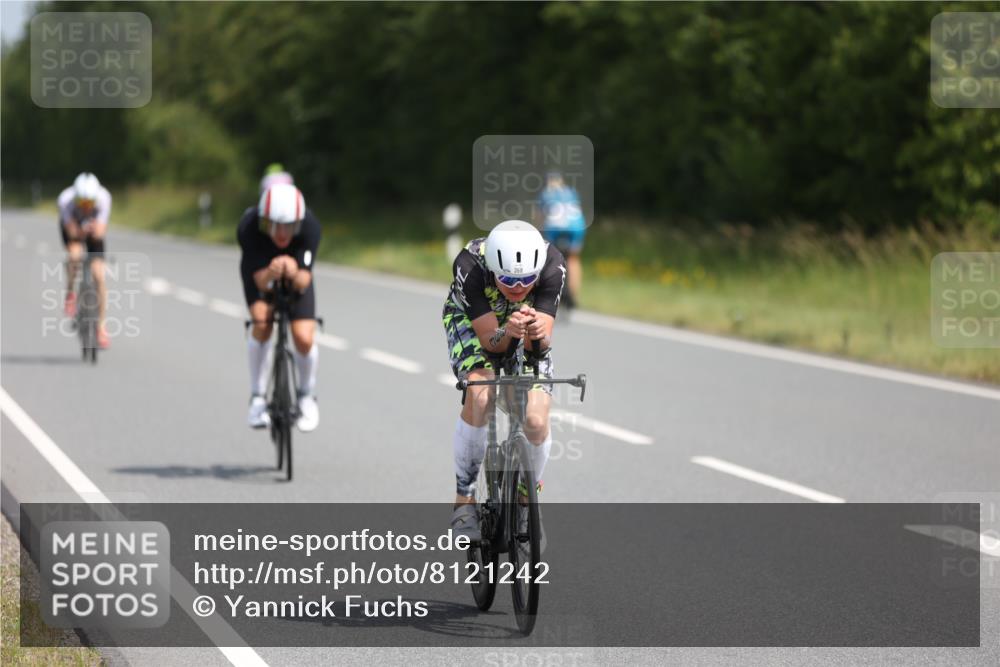 22.06.2025 - Viking Triathlon Yannick Fuchs http://msf.ph/oto/8121242 22.06.2025 11:48:11 Radfahren 145, 176, 180, 266, 368, 397, 485 meine-sportfotos.de