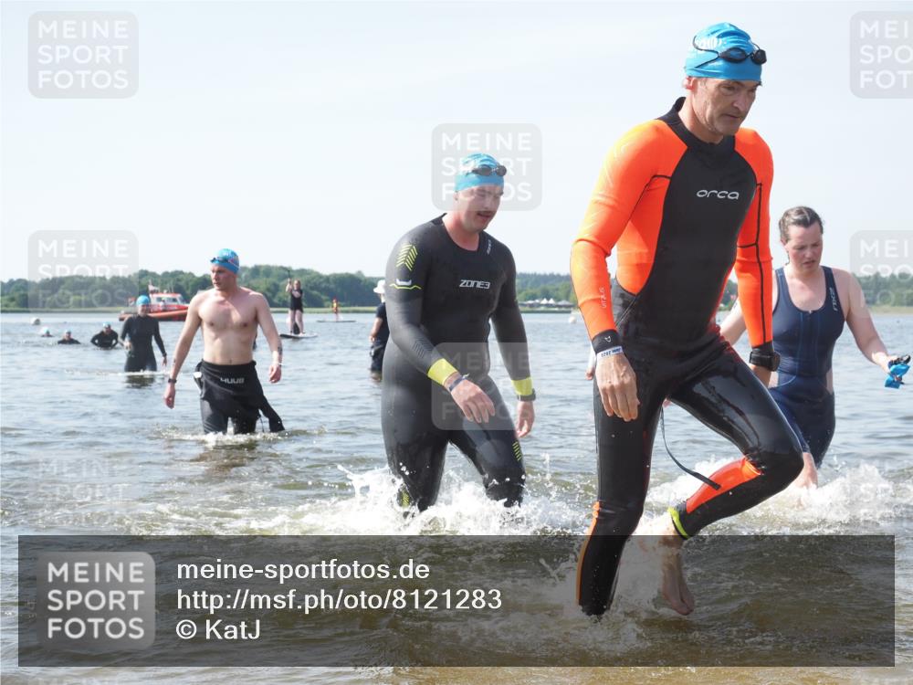 22.06.2025 - Viking Triathlon KatJ http://msf.ph/oto/8121283 22.06.2025 10:50:04 Schwimmen 69, 97, 140, 270, 273, 356 meine-sportfotos.de