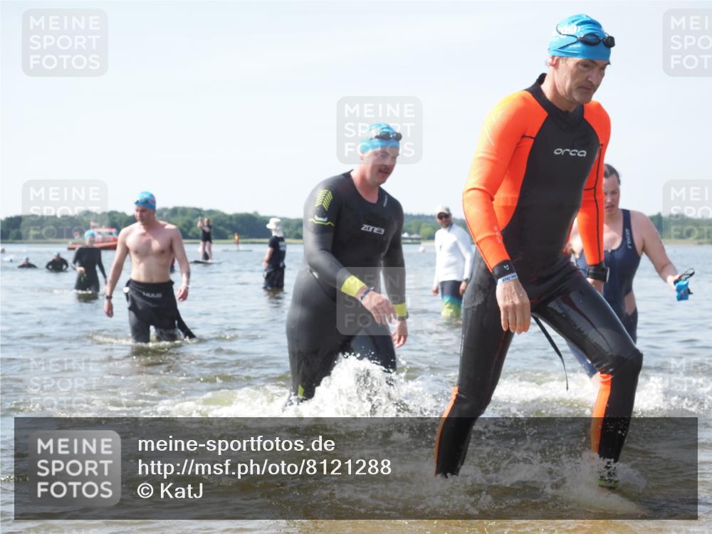 22.06.2025 - Viking Triathlon KatJ http://msf.ph/oto/8121288 22.06.2025 10:50:04 Schwimmen 69, 97, 140, 270, 273, 356 meine-sportfotos.de