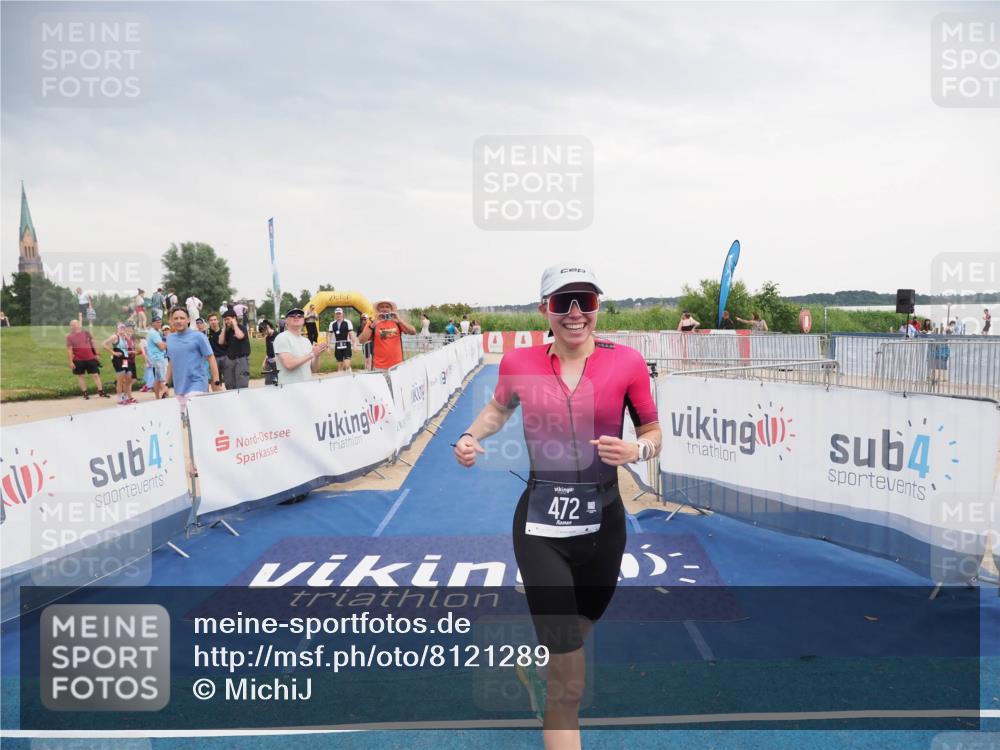 22.06.2025 - Viking Triathlon MichiJ http://msf.ph/oto/8121289 22.06.2025 16:35:33 Ziel 472 meine-sportfotos.de