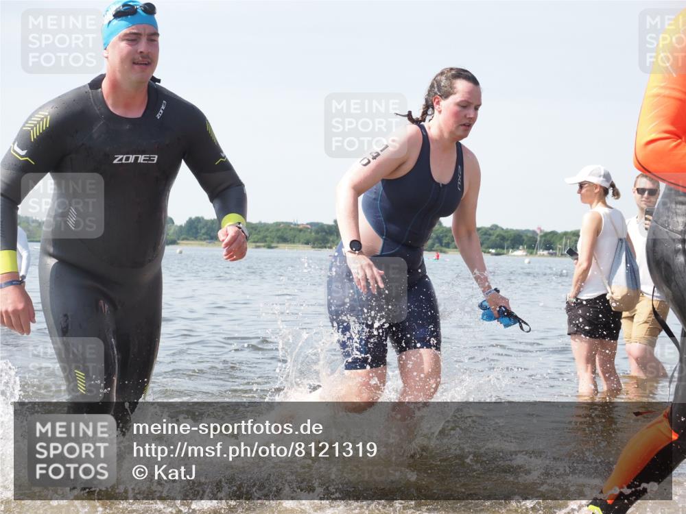 22.06.2025 - Viking Triathlon KatJ http://msf.ph/oto/8121319 22.06.2025 10:50:06 Schwimmen 69, 97, 140, 273, 431 meine-sportfotos.de