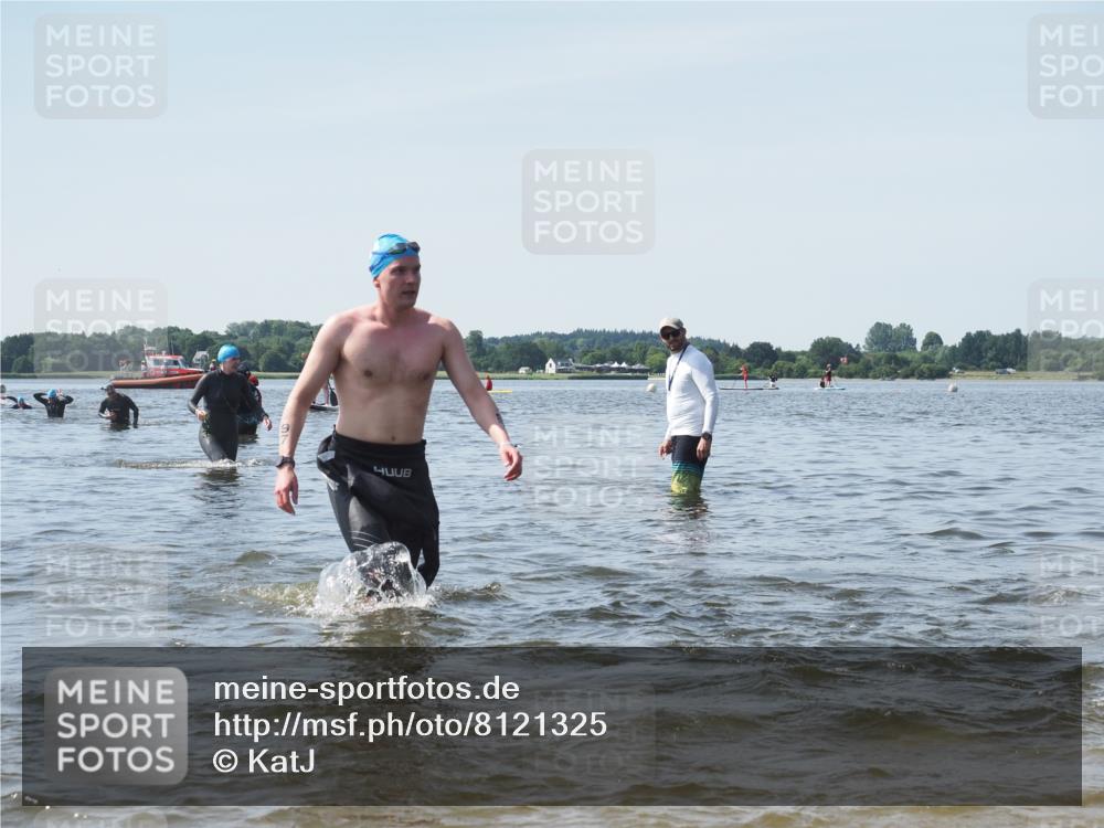 22.06.2025 - Viking Triathlon KatJ http://msf.ph/oto/8121325 22.06.2025 10:50:07 Schwimmen 69, 97, 140, 273, 431 meine-sportfotos.de