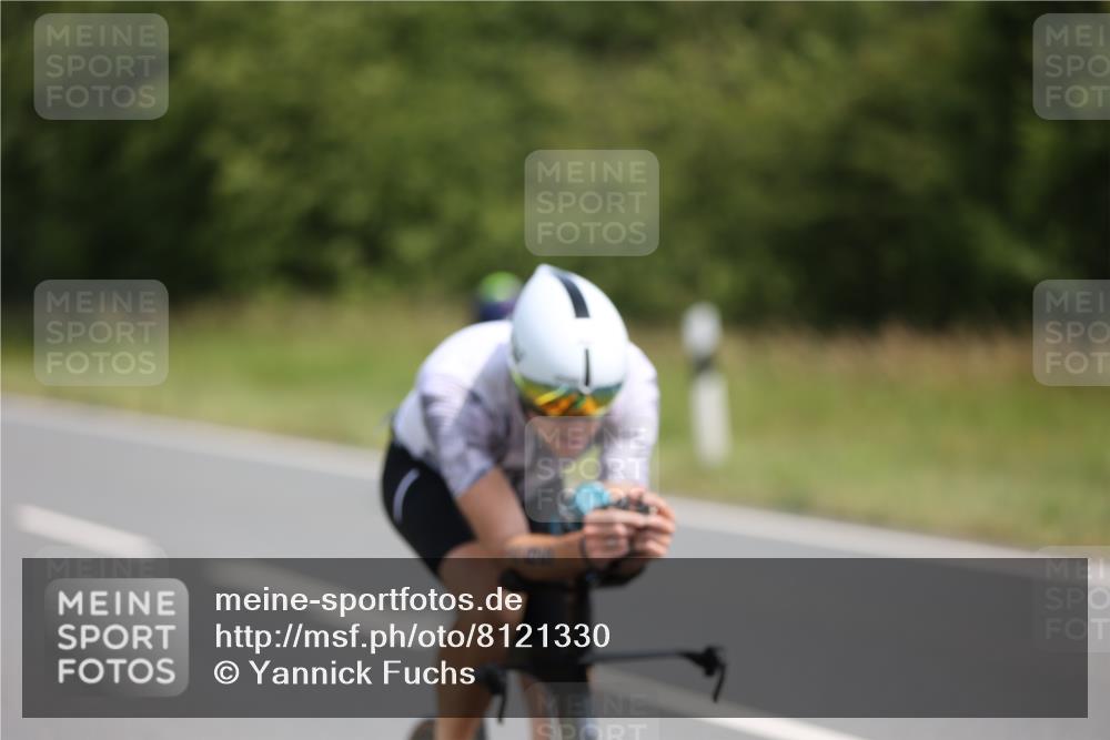 22.06.2025 - Viking Triathlon Yannick Fuchs http://msf.ph/oto/8121330 22.06.2025 11:48:15 Radfahren 110, 145, 176, 368, 397, 485, 626 meine-sportfotos.de