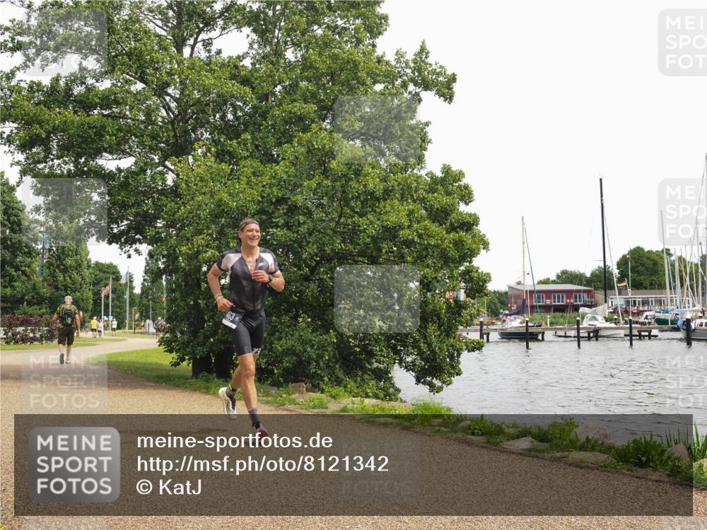 22.06.2025 - Viking Triathlon KatJ http://msf.ph/oto/8121342 22.06.2025 15:15:42 Laufen 463 meine-sportfotos.de