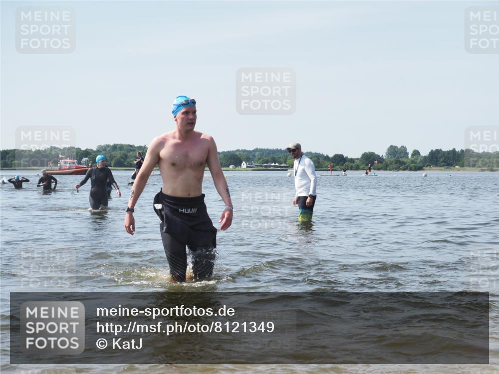 22.06.2025 - Viking Triathlon KatJ http://msf.ph/oto/8121349 22.06.2025 10:50:08 Schwimmen 69, 97, 140, 431 meine-sportfotos.de
