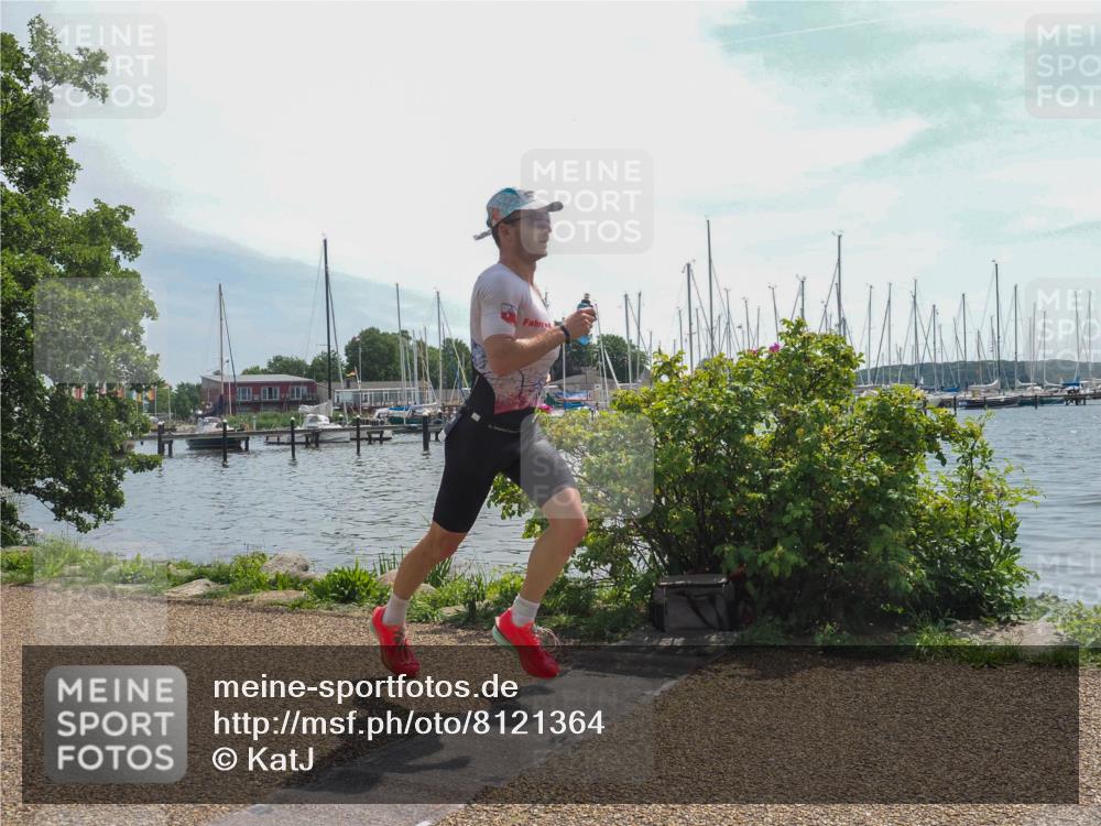 22.06.2025 - Viking Triathlon KatJ http://msf.ph/oto/8121364 22.06.2025 13:00:52 Laufen 521 meine-sportfotos.de