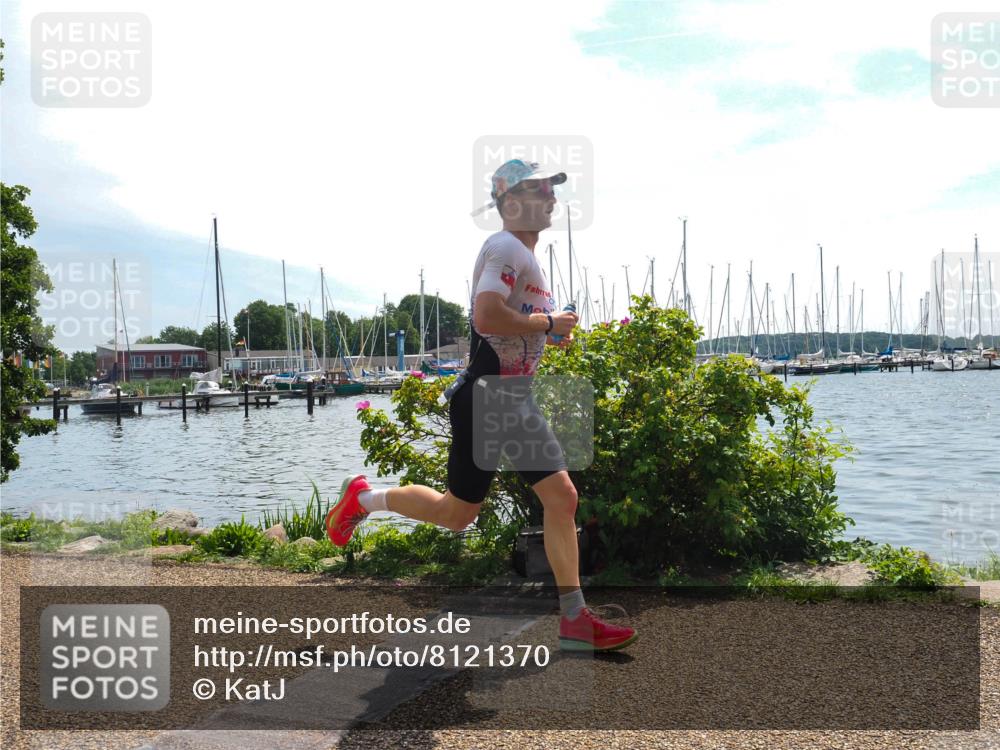 22.06.2025 - Viking Triathlon KatJ http://msf.ph/oto/8121370 22.06.2025 13:00:52 Laufen 521 meine-sportfotos.de