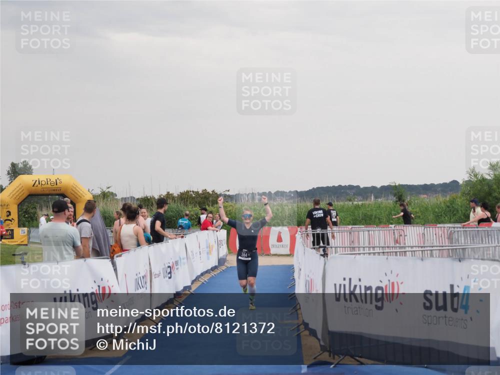 22.06.2025 - Viking Triathlon MichiJ http://msf.ph/oto/8121372 22.06.2025 16:36:20 Ziel 244 meine-sportfotos.de
