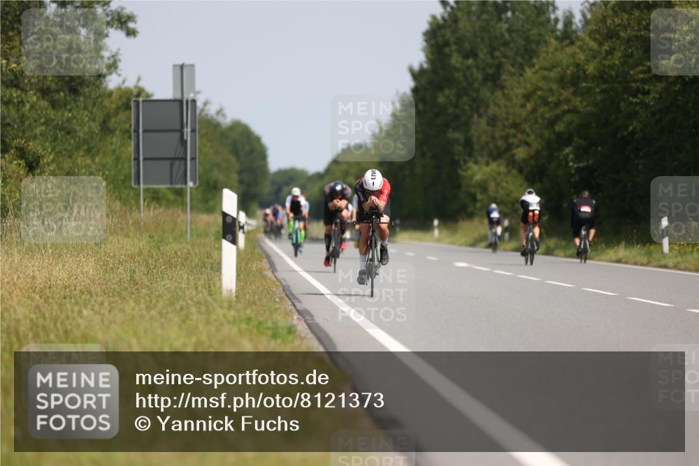 22.06.2025 - Viking Triathlon Yannick Fuchs http://msf.ph/oto/8121373 22.06.2025 11:48:34 Radfahren 78, 93, 172, 258, 289, 314, 337, 367, 389, 394, 427, 652 meine-sportfotos.de