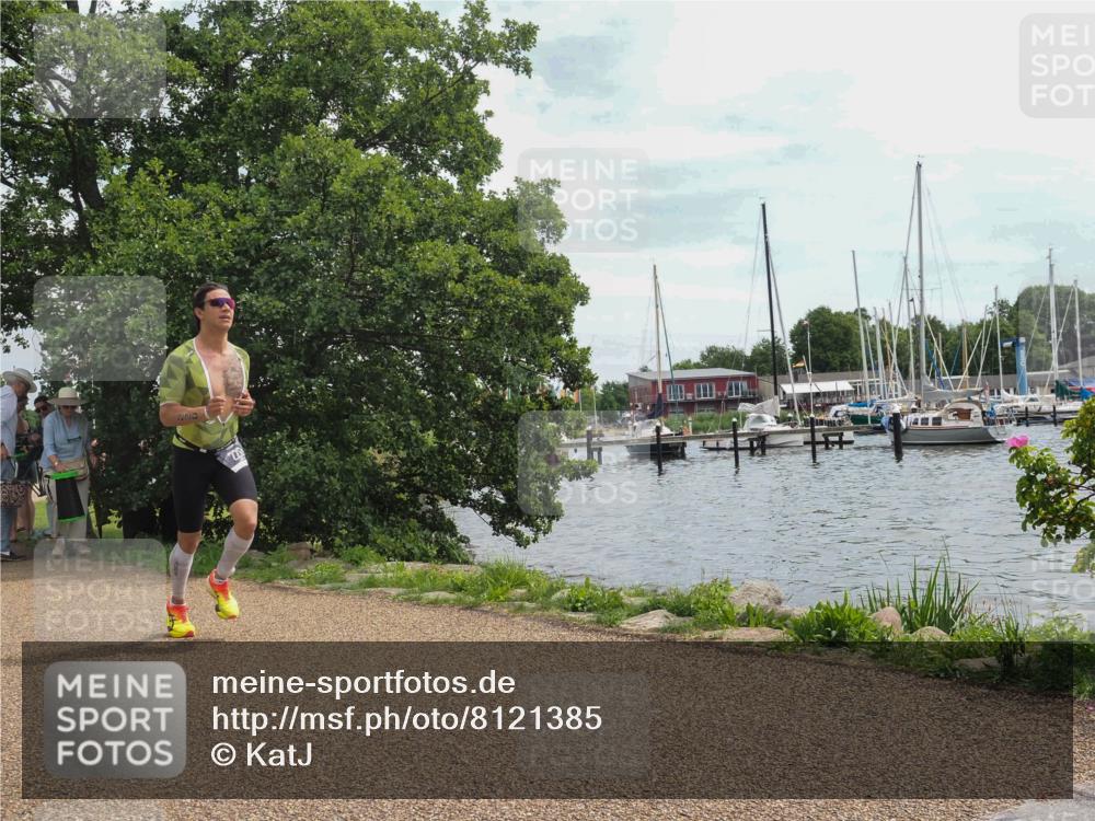 22.06.2025 - Viking Triathlon KatJ http://msf.ph/oto/8121385 22.06.2025 13:31:52 Laufen 220, 324 meine-sportfotos.de