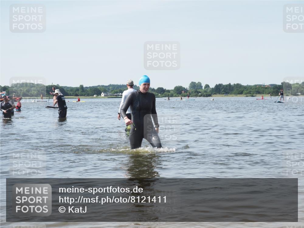 22.06.2025 - Viking Triathlon KatJ http://msf.ph/oto/8121411 22.06.2025 10:50:18 Schwimmen 431, 463 meine-sportfotos.de