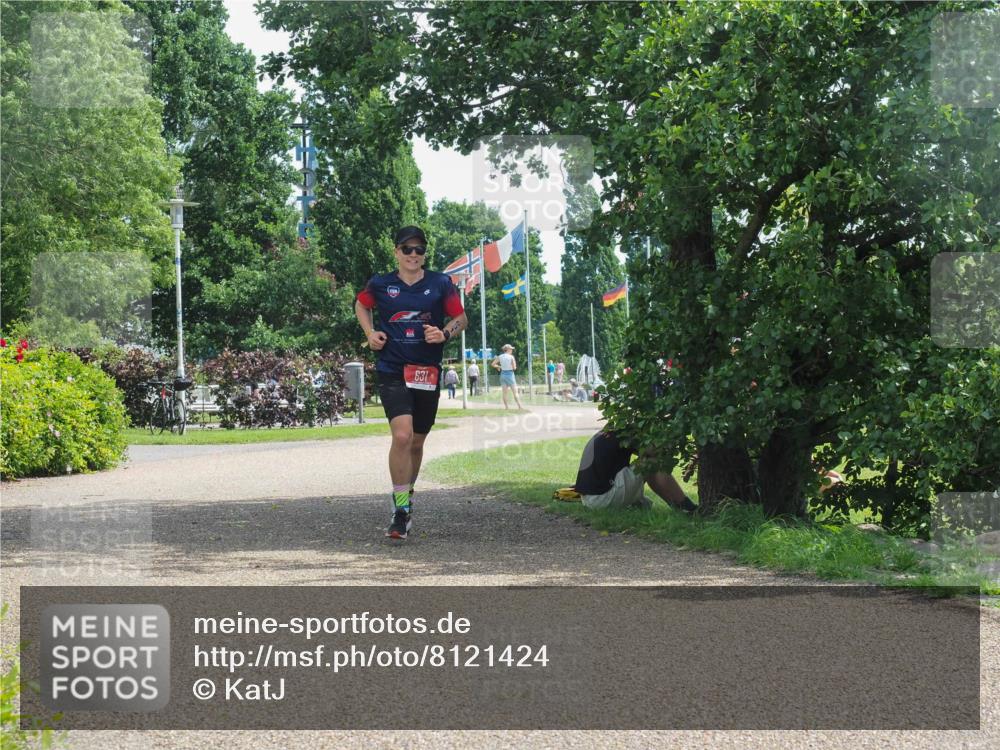 22.06.2025 - Viking Triathlon KatJ http://msf.ph/oto/8121424 22.06.2025 13:01:14 Laufen 631 meine-sportfotos.de