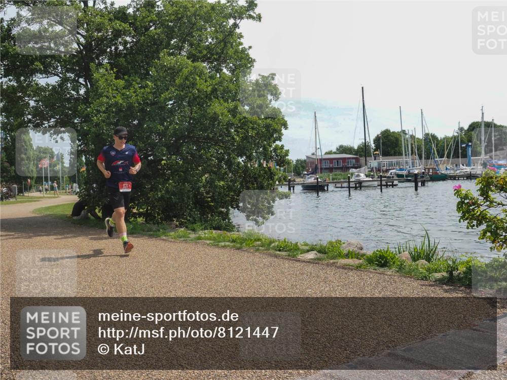 22.06.2025 - Viking Triathlon KatJ http://msf.ph/oto/8121447 22.06.2025 13:01:16 Laufen 631 meine-sportfotos.de