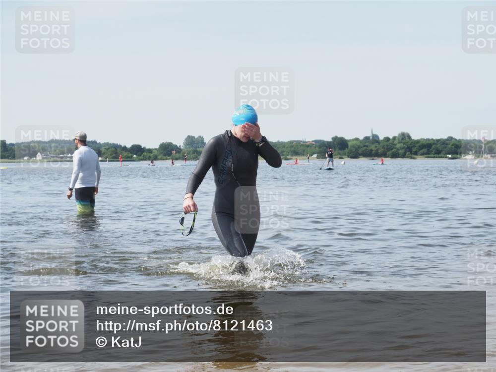 22.06.2025 - Viking Triathlon KatJ http://msf.ph/oto/8121463 22.06.2025 10:50:20 Schwimmen 431, 463 meine-sportfotos.de