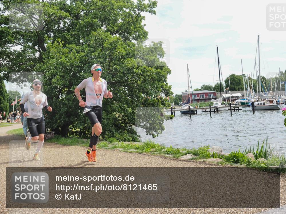 22.06.2025 - Viking Triathlon KatJ http://msf.ph/oto/8121465 22.06.2025 13:32:05 Laufen 211, 258, 381 meine-sportfotos.de