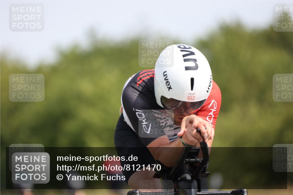 22.06.2025 - Viking Triathlon Yannick Fuchs http://msf.ph/oto/8121470 22.06.2025 11:48:37 Radfahren 78, 86, 93, 172, 190, 258, 289, 337, 367, 394, 427, 515, 652 meine-sportfotos.de