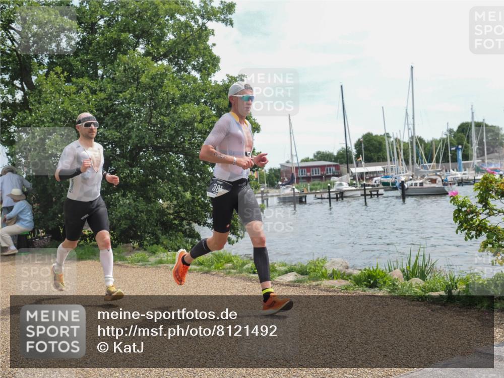 22.06.2025 - Viking Triathlon KatJ http://msf.ph/oto/8121492 22.06.2025 13:32:05 Laufen 211, 258, 381 meine-sportfotos.de