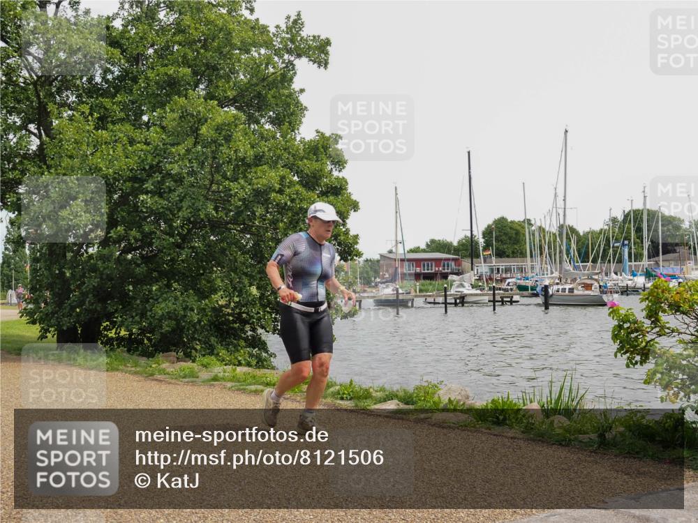 22.06.2025 - Viking Triathlon KatJ http://msf.ph/oto/8121506 22.06.2025 15:16:05 Laufen 454 meine-sportfotos.de