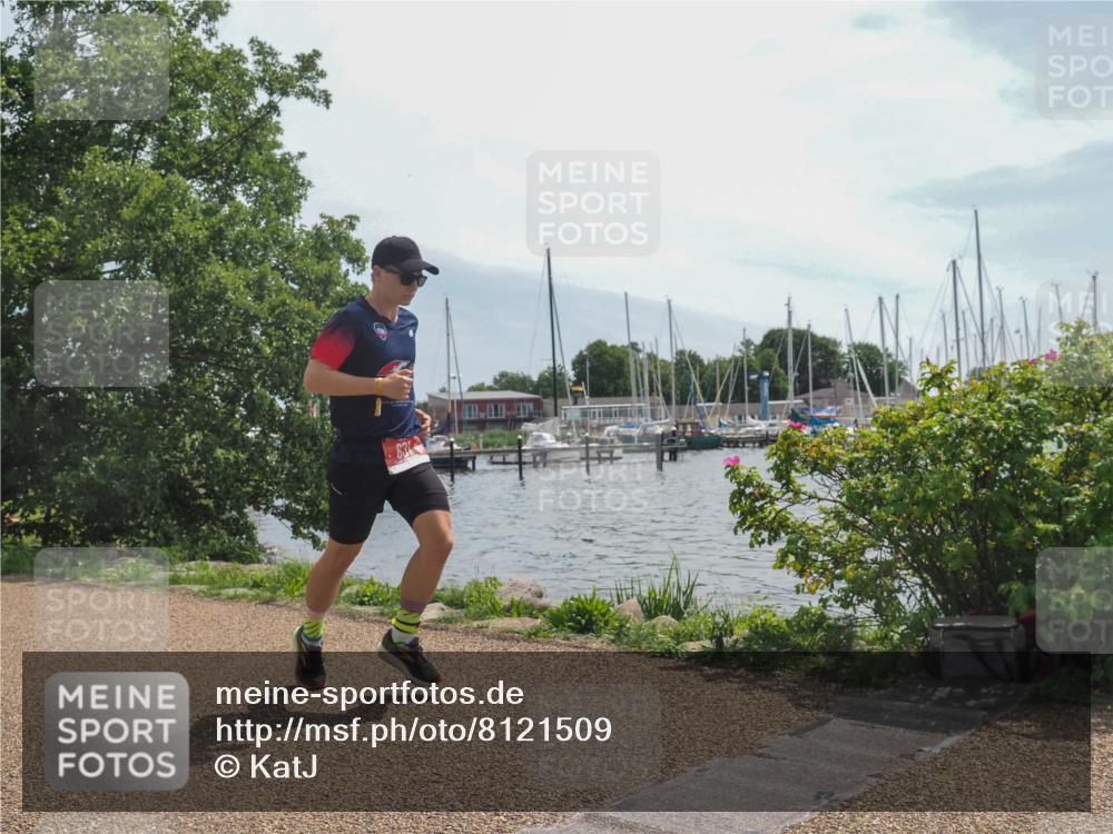 22.06.2025 - Viking Triathlon KatJ http://msf.ph/oto/8121509 22.06.2025 13:01:17 Laufen 631 meine-sportfotos.de