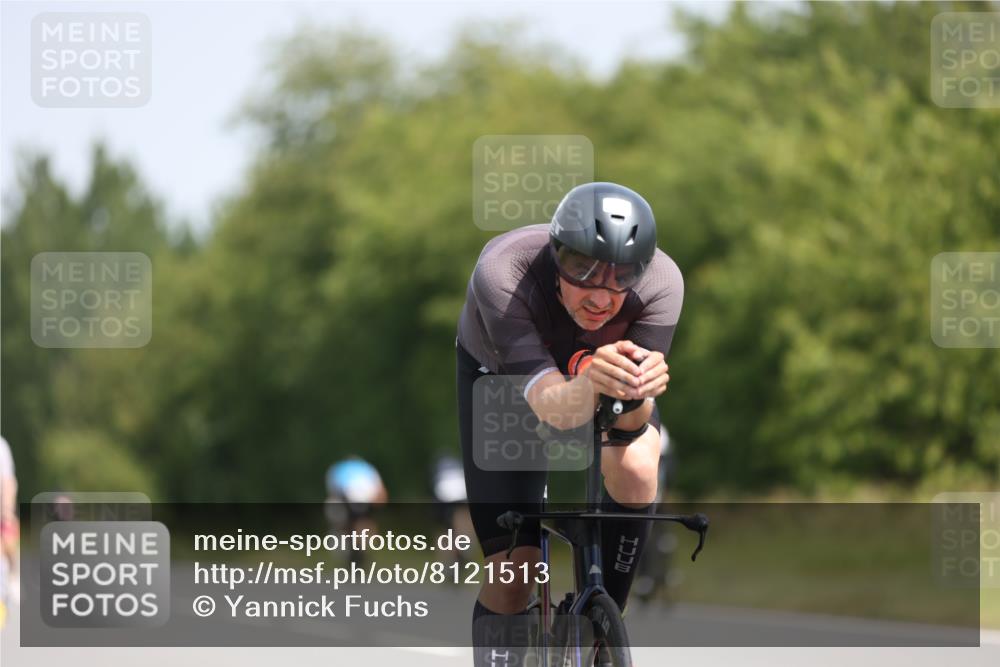 22.06.2025 - Viking Triathlon Yannick Fuchs http://msf.ph/oto/8121513 22.06.2025 11:48:39 Radfahren 86, 93, 190, 258, 289, 337, 367, 394, 513, 515, 652 meine-sportfotos.de