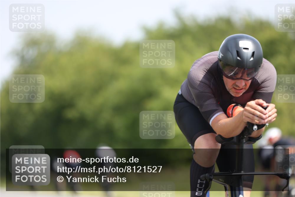 22.06.2025 - Viking Triathlon Yannick Fuchs http://msf.ph/oto/8121527 22.06.2025 11:48:39 Radfahren 86, 93, 190, 258, 289, 337, 367, 394, 513, 515, 652 meine-sportfotos.de