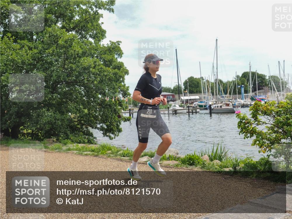 22.06.2025 - Viking Triathlon KatJ http://msf.ph/oto/8121570 22.06.2025 13:32:09 Laufen 211, 653 meine-sportfotos.de