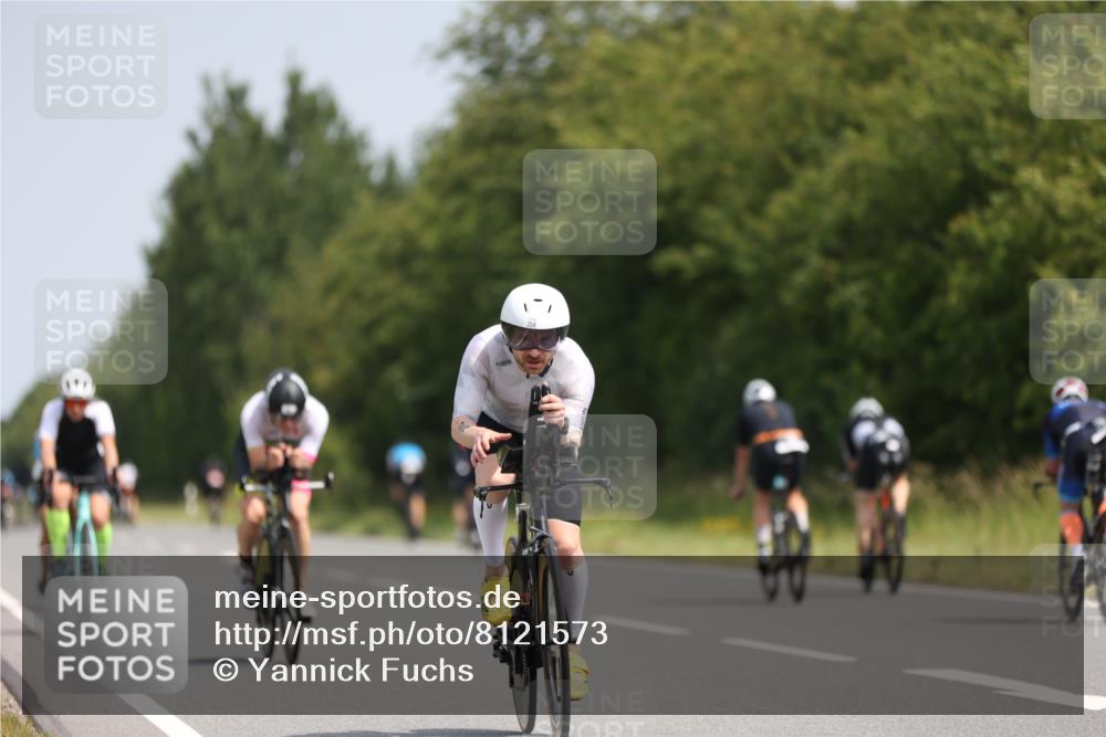 22.06.2025 - Viking Triathlon Yannick Fuchs http://msf.ph/oto/8121573 22.06.2025 11:48:41 Radfahren 86, 190, 258, 289, 337, 367, 513, 515, 652 meine-sportfotos.de