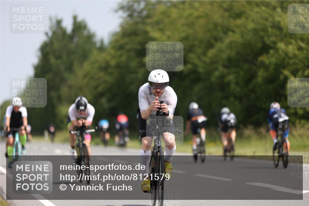 22.06.2025 - Viking Triathlon Yannick Fuchs http://msf.ph/oto/8121579 22.06.2025 11:48:41 Radfahren 86, 190, 258, 289, 337, 367, 513, 515, 652 meine-sportfotos.de