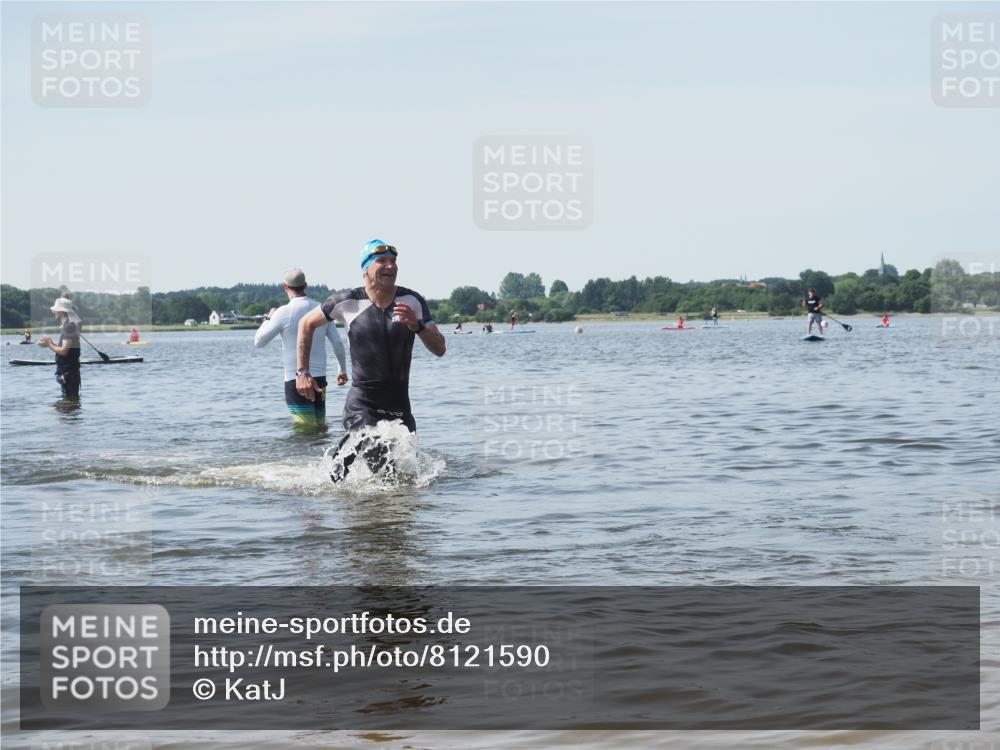 22.06.2025 - Viking Triathlon KatJ http://msf.ph/oto/8121590 22.06.2025 10:50:28 Schwimmen 24, 48, 202, 418, 463 meine-sportfotos.de