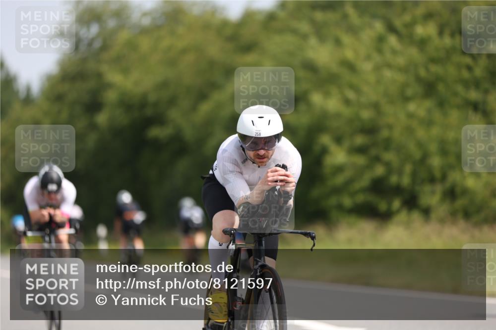 22.06.2025 - Viking Triathlon Yannick Fuchs http://msf.ph/oto/8121597 22.06.2025 11:48:41 Radfahren 86, 190, 258, 289, 337, 367, 513, 515, 652 meine-sportfotos.de