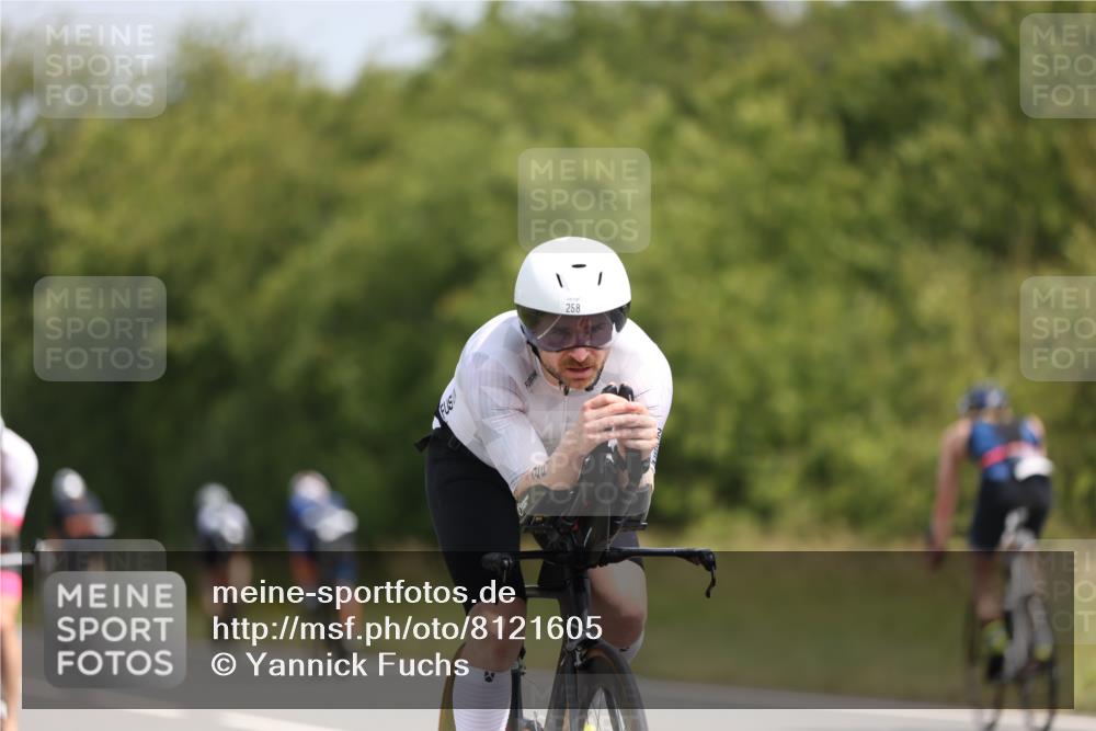 22.06.2025 - Viking Triathlon Yannick Fuchs http://msf.ph/oto/8121605 22.06.2025 11:48:41 Radfahren 86, 190, 258, 289, 337, 367, 513, 515, 652 meine-sportfotos.de