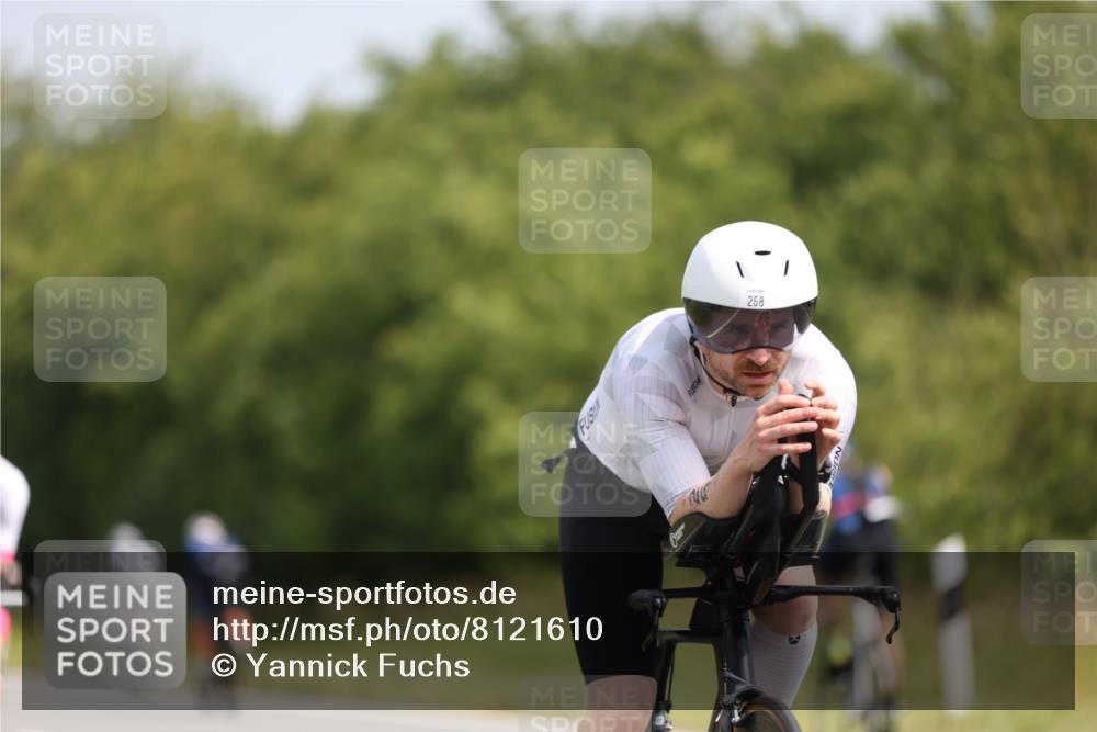 22.06.2025 - Viking Triathlon Yannick Fuchs http://msf.ph/oto/8121610 22.06.2025 11:48:42 Radfahren 86, 190, 258, 289, 367, 513, 515 meine-sportfotos.de