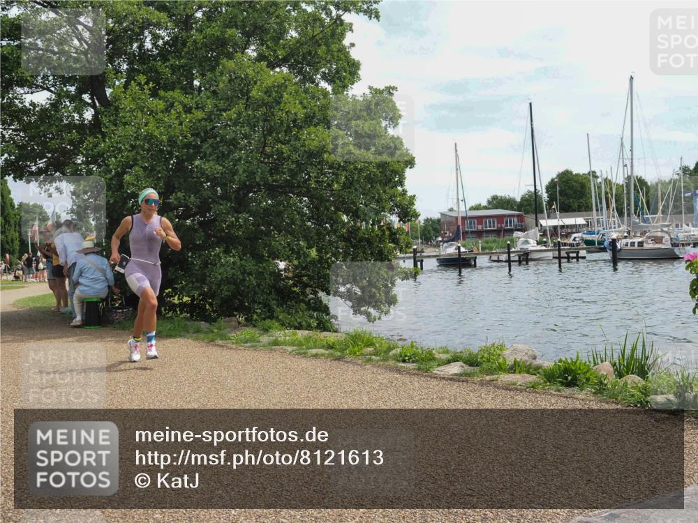 22.06.2025 - Viking Triathlon KatJ http://msf.ph/oto/8121613 22.06.2025 13:32:17 Laufen 58 meine-sportfotos.de