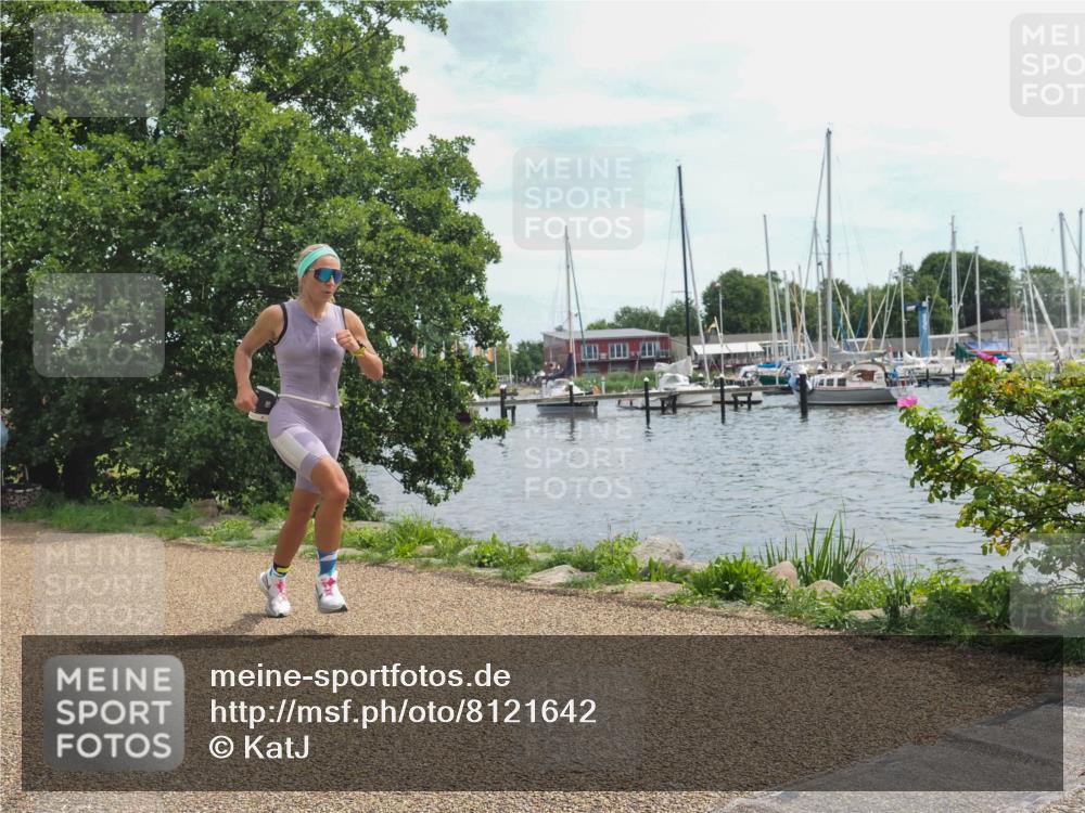 22.06.2025 - Viking Triathlon KatJ http://msf.ph/oto/8121642 22.06.2025 13:32:17 Laufen 58 meine-sportfotos.de