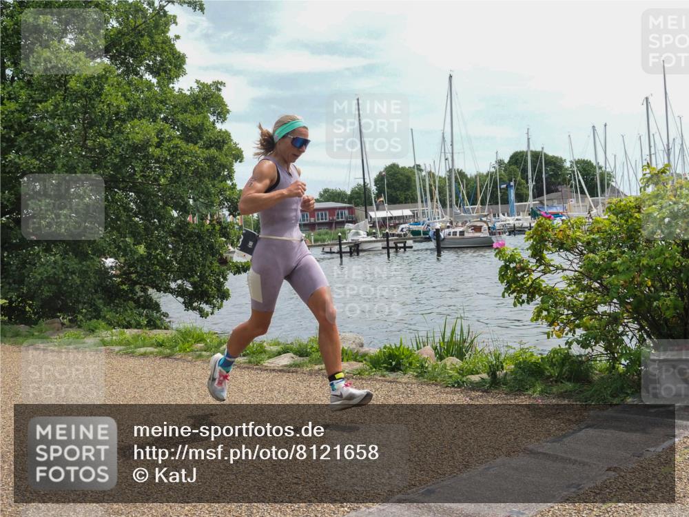 22.06.2025 - Viking Triathlon KatJ http://msf.ph/oto/8121658 22.06.2025 13:32:18 Laufen 58 meine-sportfotos.de