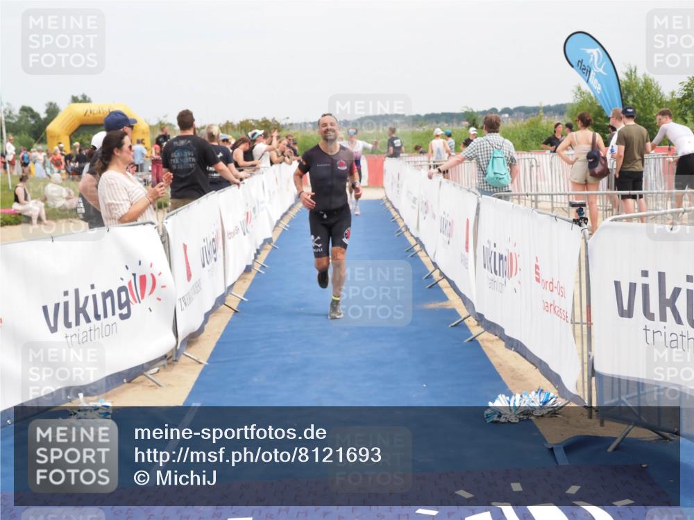 22.06.2025 - Viking Triathlon MichiJ http://msf.ph/oto/8121693 22.06.2025 15:13:16 Ziel 98, 228, 337, 395, 415 meine-sportfotos.de