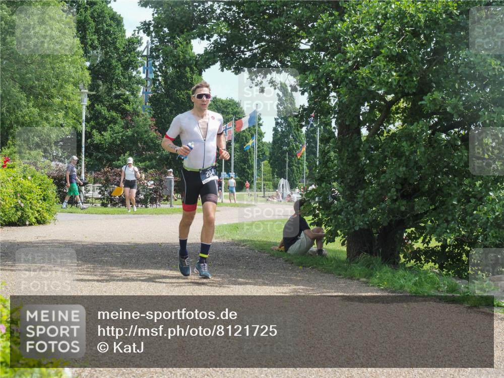 22.06.2025 - Viking Triathlon KatJ http://msf.ph/oto/8121725 22.06.2025 13:02:27 Laufen 284, 294 meine-sportfotos.de