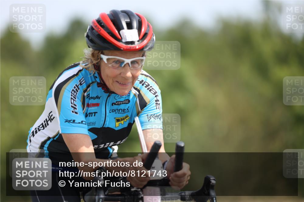 22.06.2025 - Viking Triathlon Yannick Fuchs http://msf.ph/oto/8121743 22.06.2025 11:48:46 Radfahren 86, 190, 253, 258, 269, 289, 363, 490, 513, 515 meine-sportfotos.de