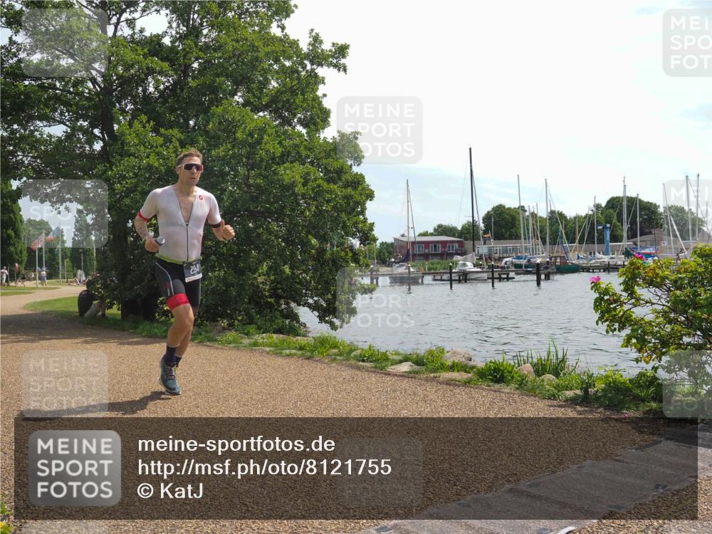 22.06.2025 - Viking Triathlon KatJ http://msf.ph/oto/8121755 22.06.2025 13:02:29 Laufen 294 meine-sportfotos.de