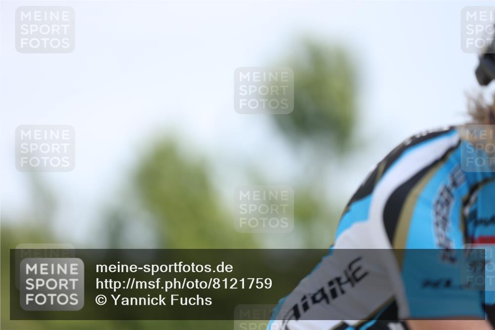 22.06.2025 - Viking Triathlon Yannick Fuchs http://msf.ph/oto/8121759 22.06.2025 11:48:46 Radfahren 86, 190, 253, 258, 269, 289, 363, 490, 513, 515 meine-sportfotos.de