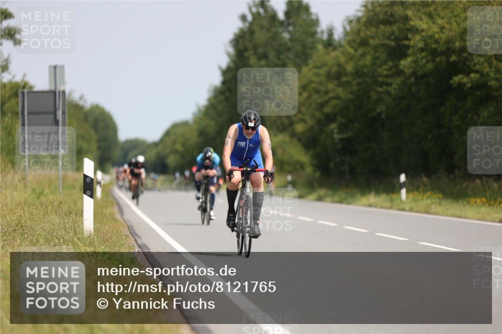 22.06.2025 - Viking Triathlon Yannick Fuchs http://msf.ph/oto/8121765 22.06.2025 11:48:51 Radfahren 201, 253, 269, 363, 454, 490, 513 meine-sportfotos.de