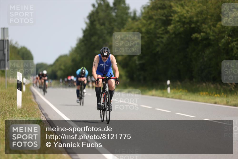 22.06.2025 - Viking Triathlon Yannick Fuchs http://msf.ph/oto/8121775 22.06.2025 11:48:51 Radfahren 201, 253, 269, 363, 454, 490, 513 meine-sportfotos.de