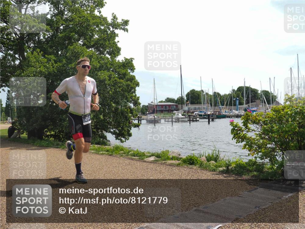 22.06.2025 - Viking Triathlon KatJ http://msf.ph/oto/8121779 22.06.2025 13:02:29 Laufen 294 meine-sportfotos.de