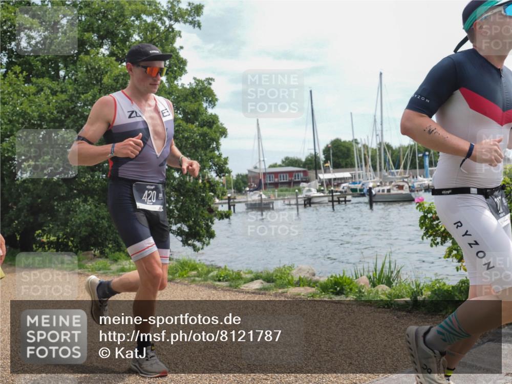 22.06.2025 - Viking Triathlon KatJ http://msf.ph/oto/8121787 22.06.2025 13:32:38 Laufen 217, 420 meine-sportfotos.de