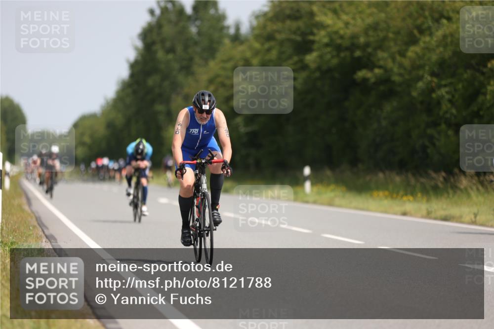 22.06.2025 - Viking Triathlon Yannick Fuchs http://msf.ph/oto/8121788 22.06.2025 11:48:51 Radfahren 201, 253, 269, 363, 454, 490, 513 meine-sportfotos.de